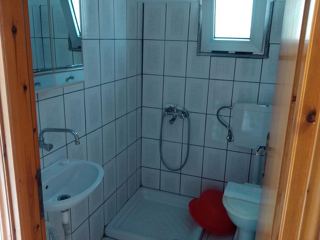 Appartamento House Mantesos Kinira Esterno foto