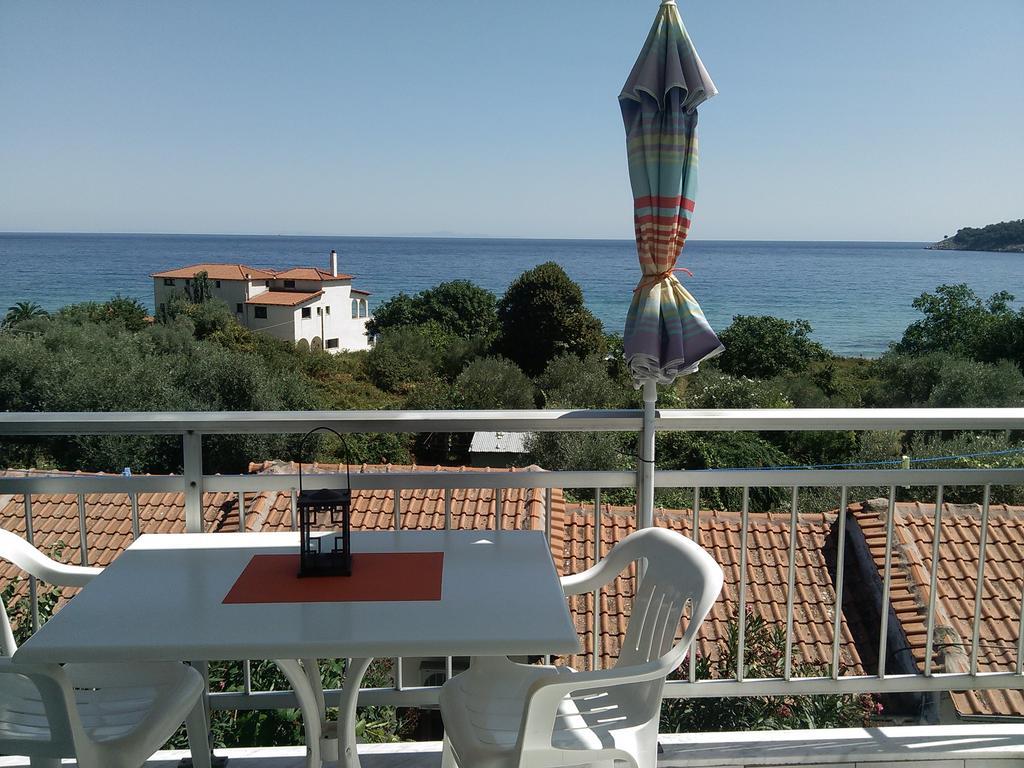 Appartamento House Mantesos Kinira Esterno foto