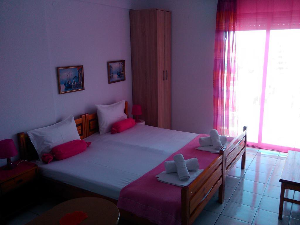 Appartamento House Mantesos Kinira Esterno foto