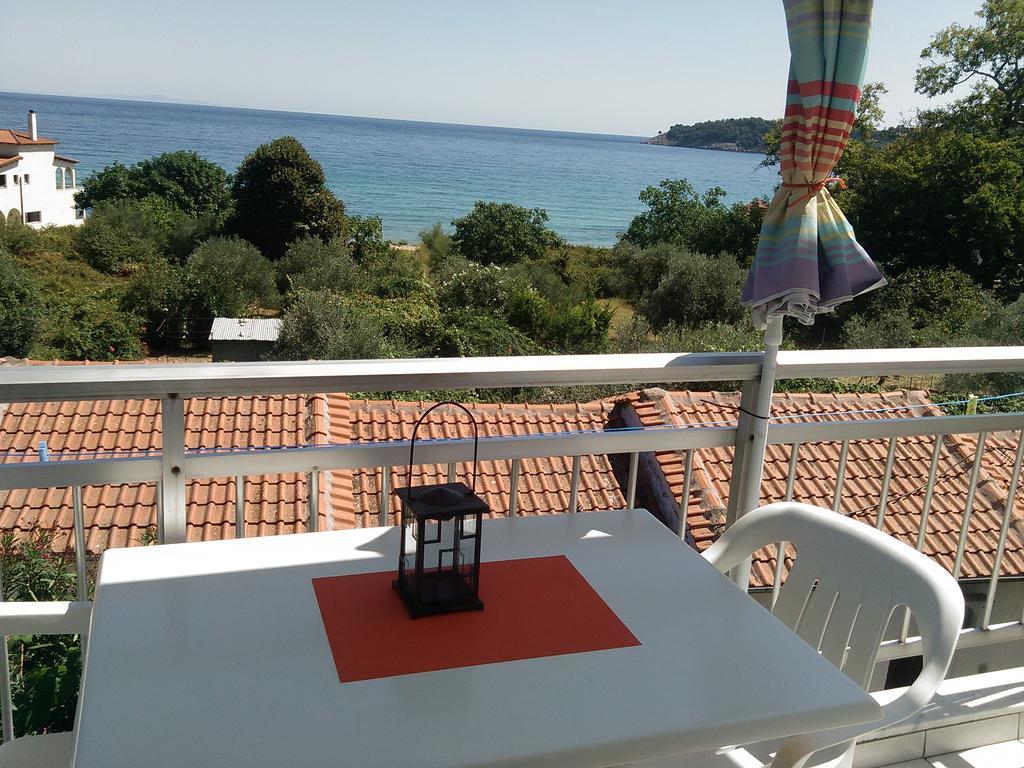 Appartamento House Mantesos Kinira Esterno foto