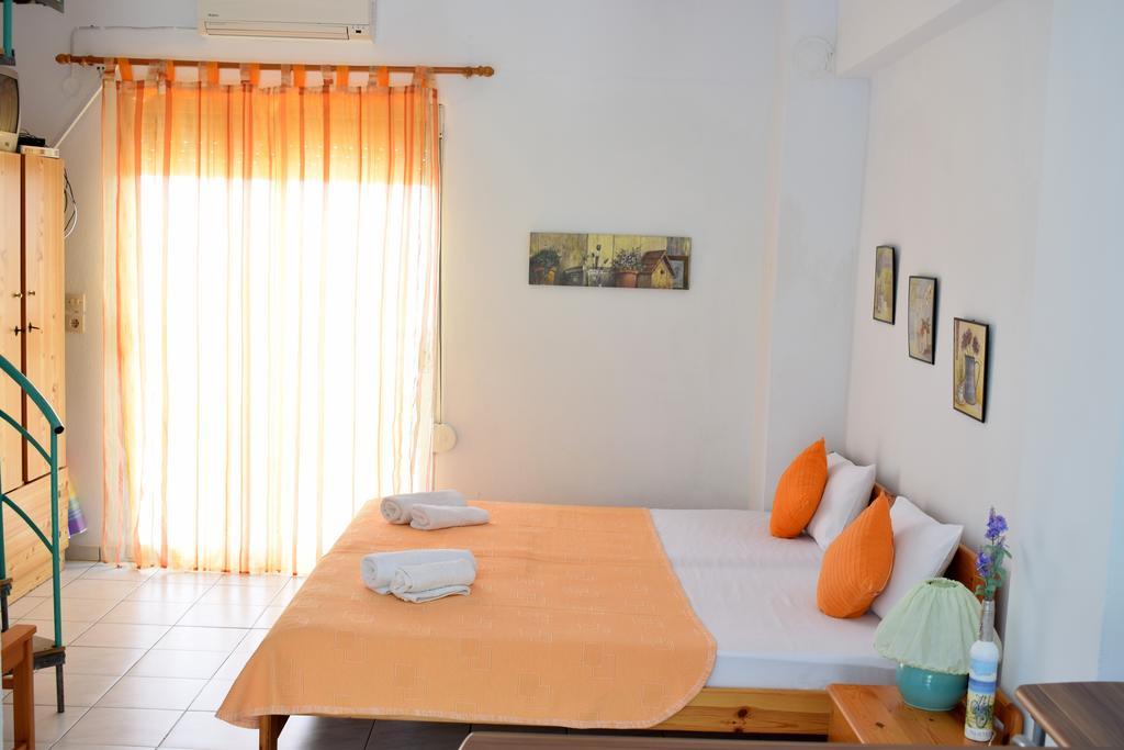 Appartamento House Mantesos Kinira Esterno foto