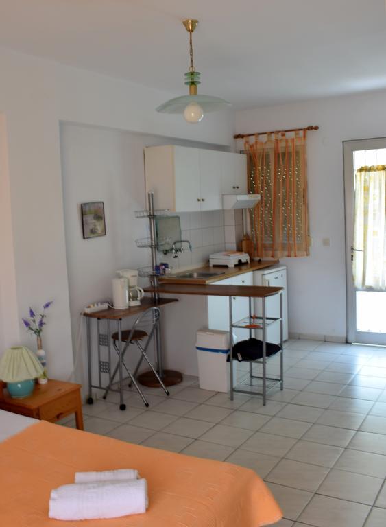 Appartamento House Mantesos Kinira Esterno foto