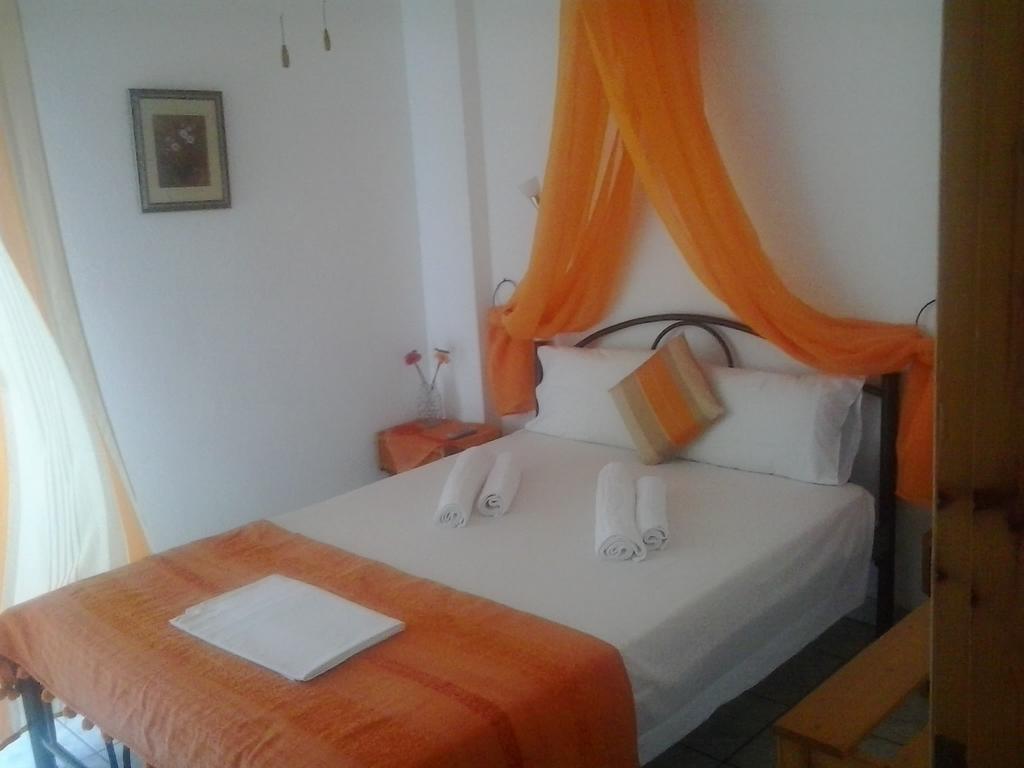 Appartamento House Mantesos Kinira Esterno foto